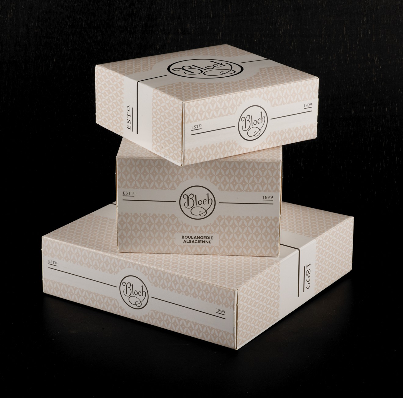 Quatre Mains package design - packaging, boxes, bloch