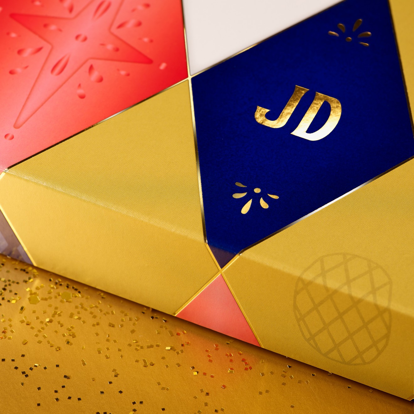 Quatre Mains package design - jd, jules destrooper