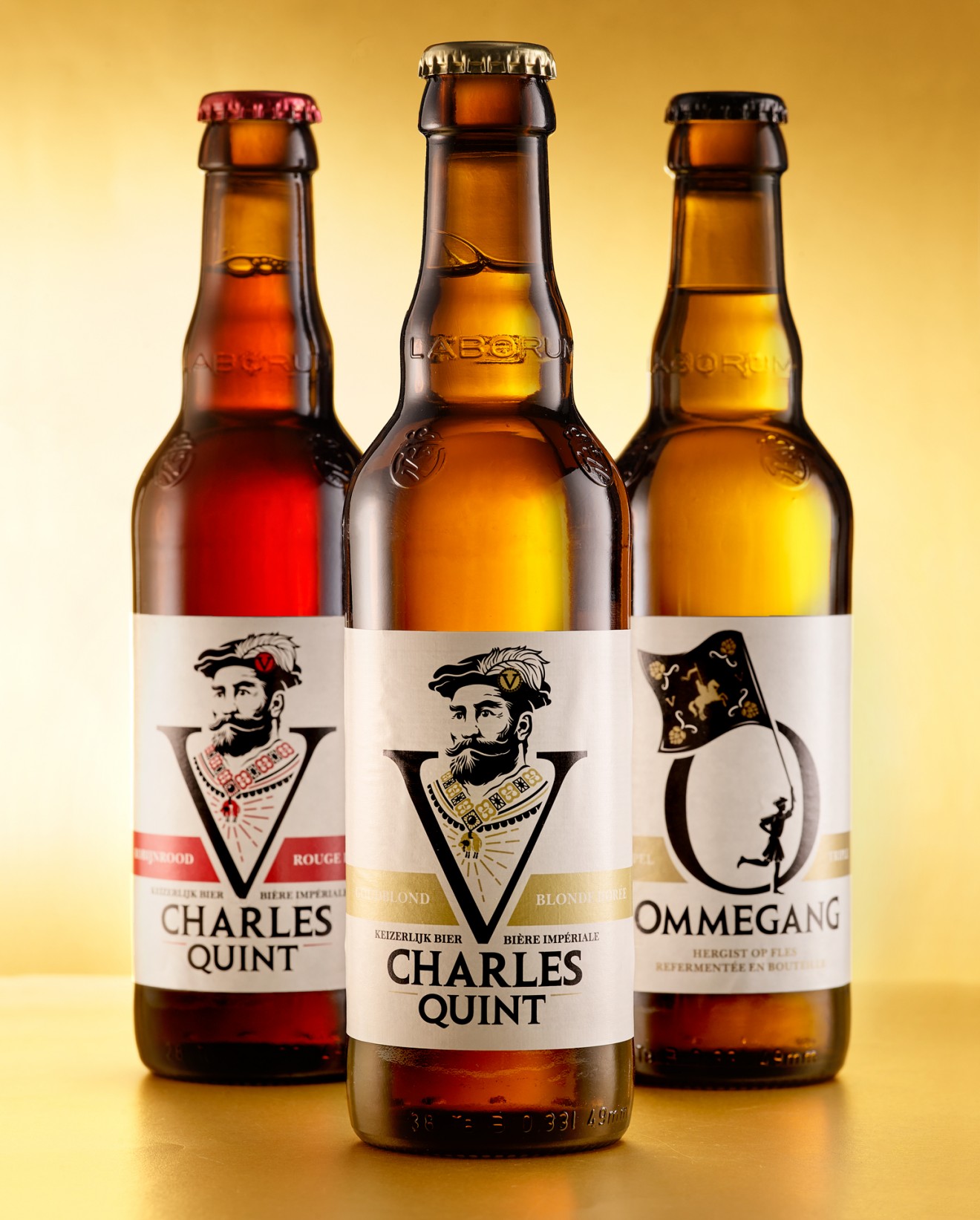 Quatre Mains package design - packaging, beer design, bottle