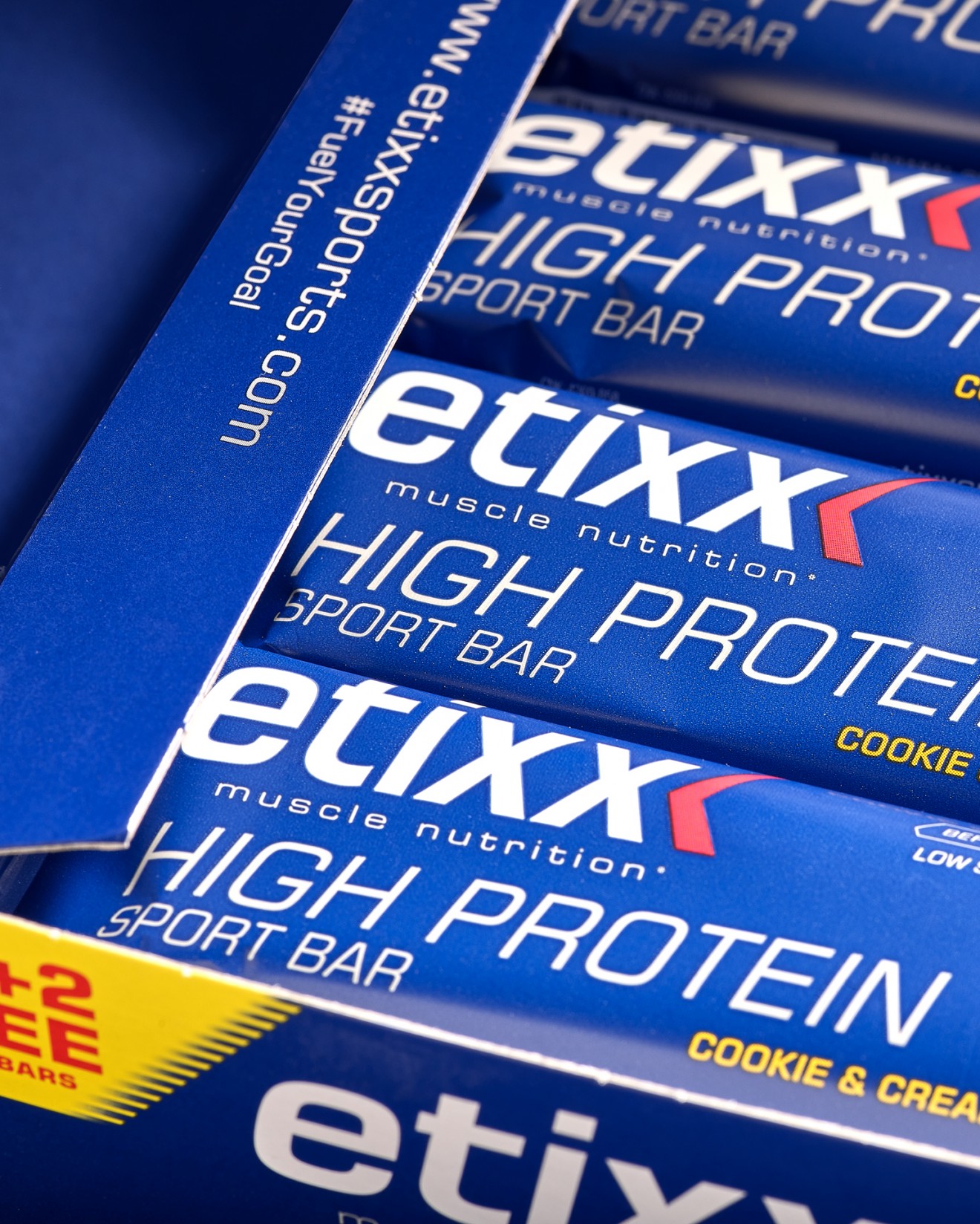 Quatre Mains package design - Etixx Muscle Nutrition packaging design
