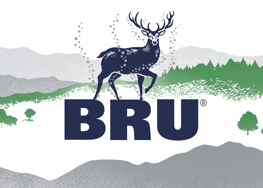Quatre Mains package design - Package design bru, brand, water, mineral, sparkling, quatre mains